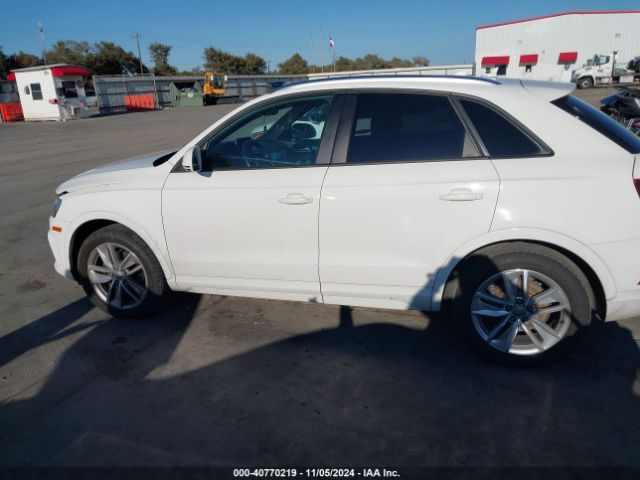 WA1ECCFS8HR007206 Audi Q3 2.0t Premium