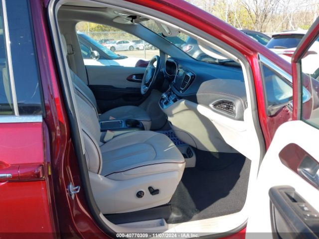 2019 CHRYSLER PACIFICA 2C4RC1GG9KR698575 Photo 4
