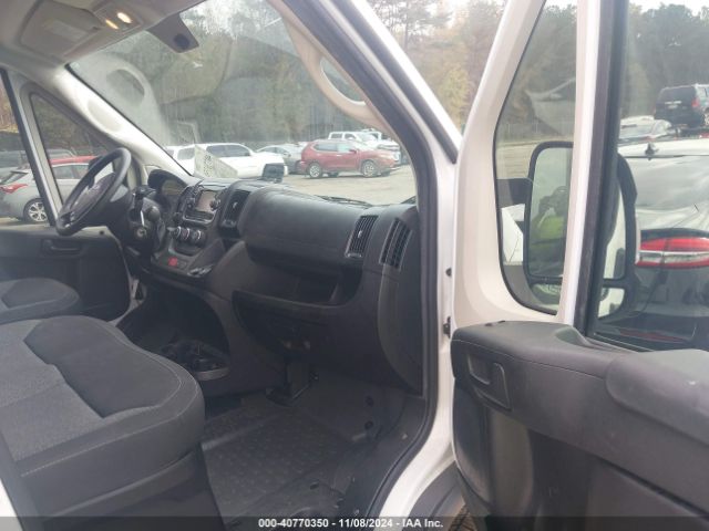 3C6TRVAGXJE155795 RAM Promaster 1500 Low Roof 136 Wb