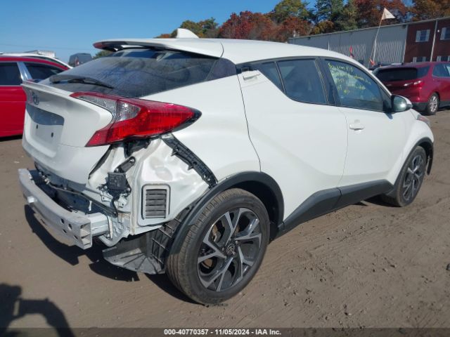 NMTKHMBX6MR126738 Toyota C-HR XLE