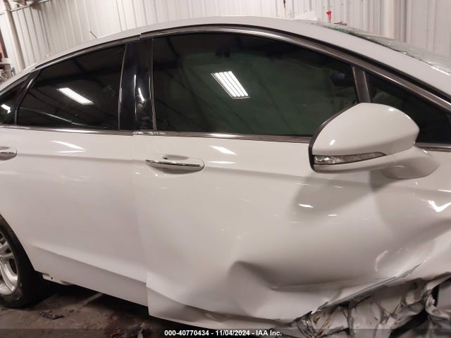 Ford FUSION SE 2018 3FA6P0HDXJR256862 Image 14