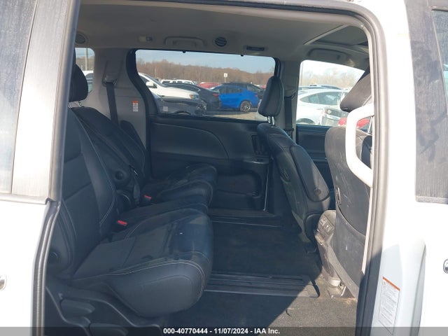 Toyota Sienna Se 8 Passenger 2018 5TDXZ3DC5JS939508 Image 8