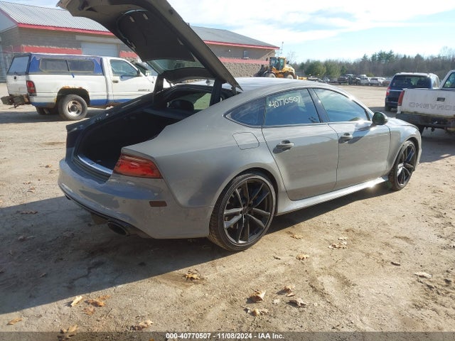 2018 AUDI RS 7 WUAWRBFC5JN900221 Photo 3