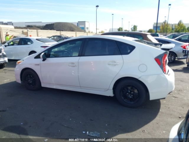JTDKN3DU8F1921023 Toyota Prius Two