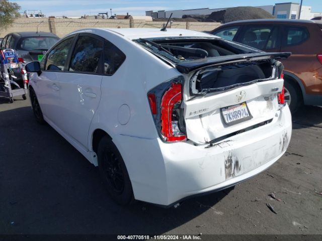 JTDKN3DU8F1921023 Toyota Prius Two