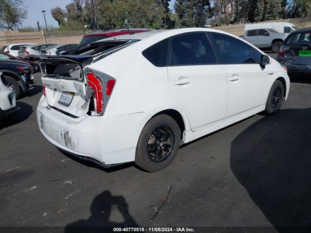 JTDKN3DU8F1921023 Toyota Prius Two