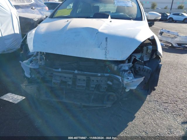 1FADP3N27GL254036 Ford Focus Titanium