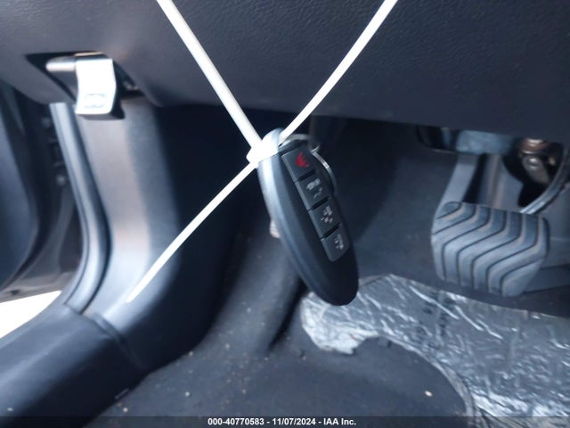 Nissan ROGUE SV 2017 JN8AT2MT3HW152850 Image 11