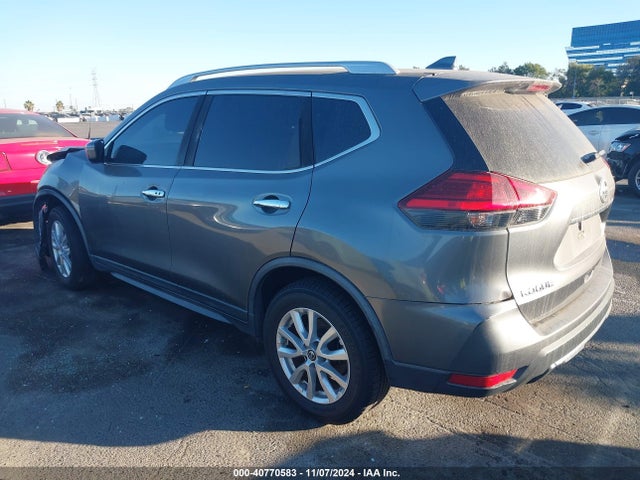 Nissan ROGUE SV 2017 JN8AT2MT3HW152850 Image 3