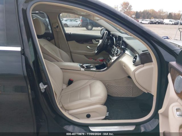 55SWF4KB5FU020462 Mercedes-Benz C 300 4matic/luxury 4matic/sport 4matic