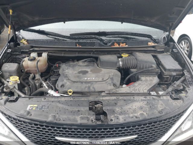 2C4RC1GG3HR638042 Chrysler Pacifica Limited