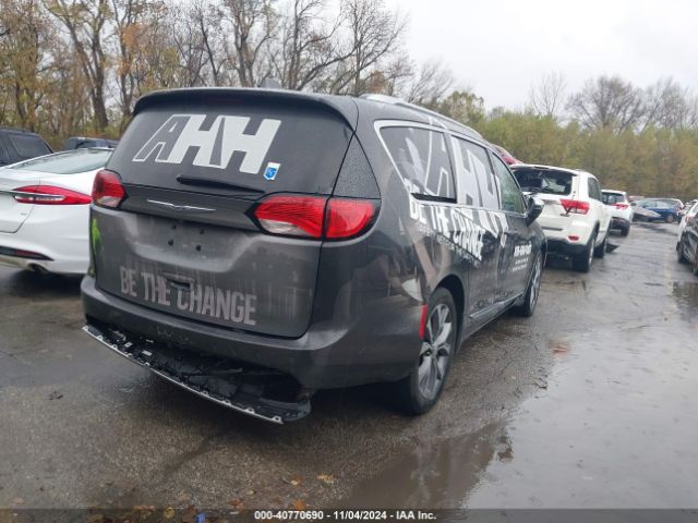 2C4RC1GG3HR638042 Chrysler Pacifica Limited