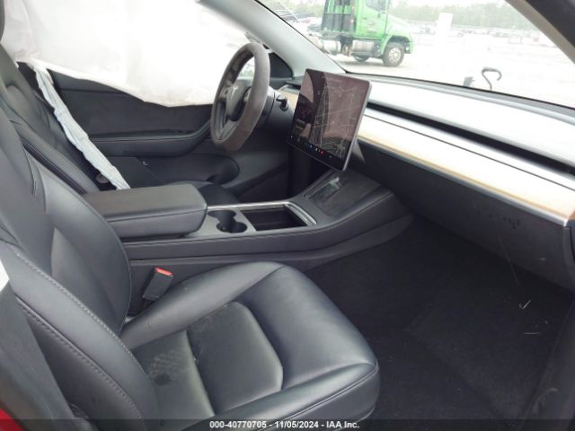 2021 TESLA MODEL Y 5YJYGDEEXMF145788 Photo 4