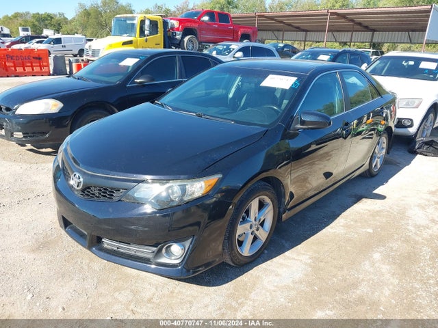 Toyota CAMRY SE 2014 4T1BF1FK8EU727243 Image 2