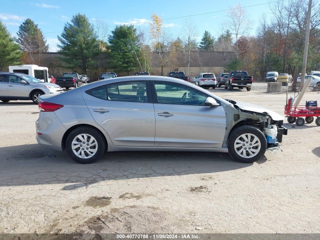Hyundai ELANTRA SE 2017 5NPD74LF8HH090369 Image 13