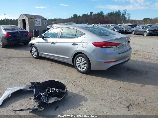 Hyundai ELANTRA SE 2017 5NPD74LF8HH090369 Image 3