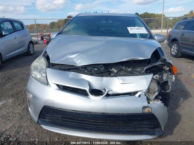JTDKN3DU0F0423971 Toyota Prius Two