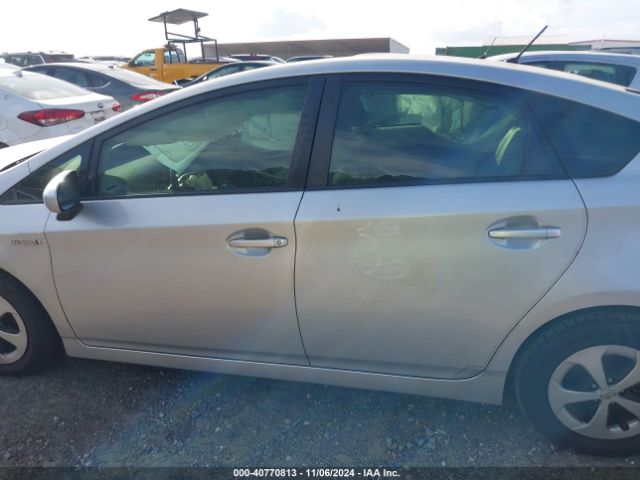 JTDKN3DU0F0423971 Toyota Prius Two