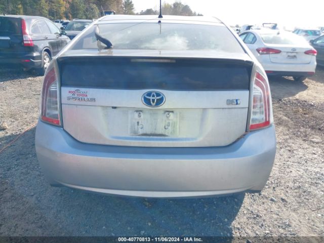 JTDKN3DU0F0423971 Toyota Prius Two