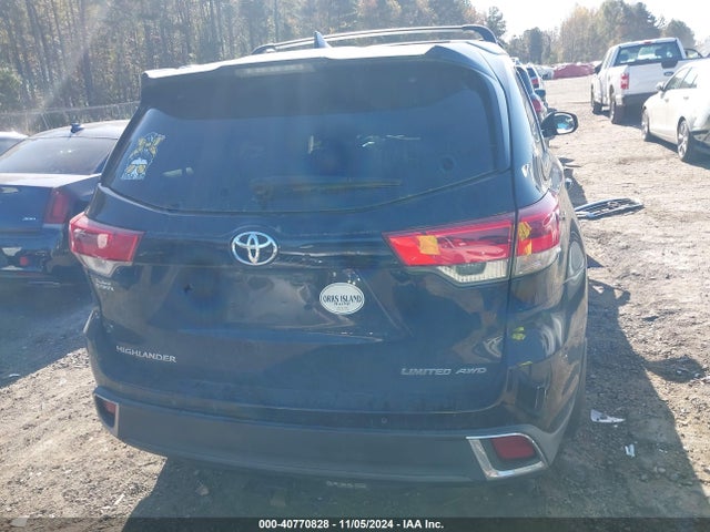 Toyota Highlander Limited Platinum 2017 5TDDZRFH3HS410597 Image 16