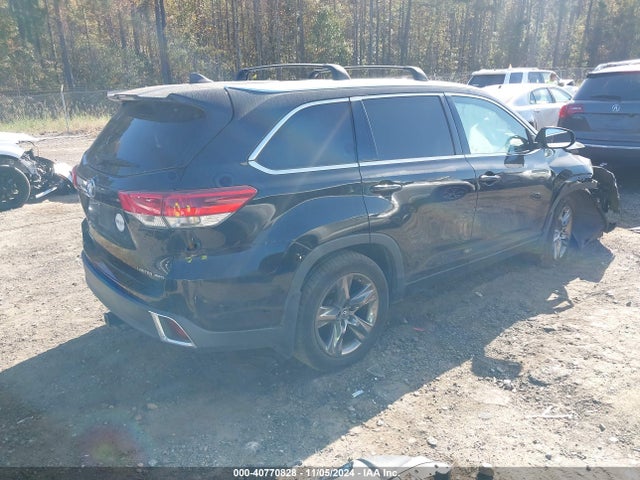Toyota Highlander Limited Platinum 2017 5TDDZRFH3HS410597 Image 4