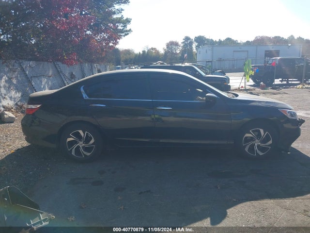 Honda ACCORD LX 2017 1HGCR2F39HA160207 Image 13