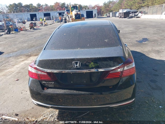 Honda ACCORD LX 2017 1HGCR2F39HA160207 Image 16