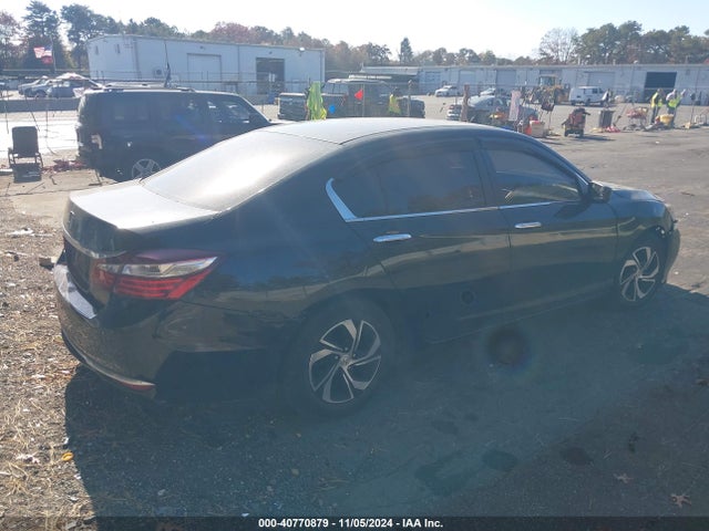 Honda ACCORD LX 2017 1HGCR2F39HA160207 Image 4
