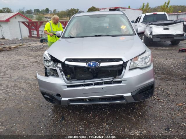 JF2SJAEC1HH403692 Subaru Forester 2.5i Premium
