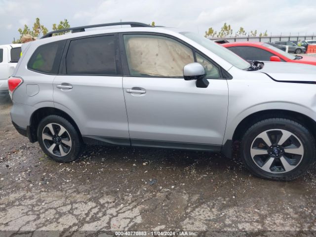 JF2SJAEC1HH403692 Subaru Forester 2.5i Premium