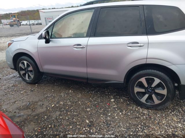 JF2SJAEC1HH403692 Subaru Forester 2.5i Premium
