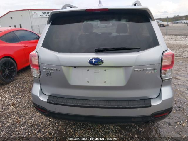 JF2SJAEC1HH403692 Subaru Forester 2.5i Premium