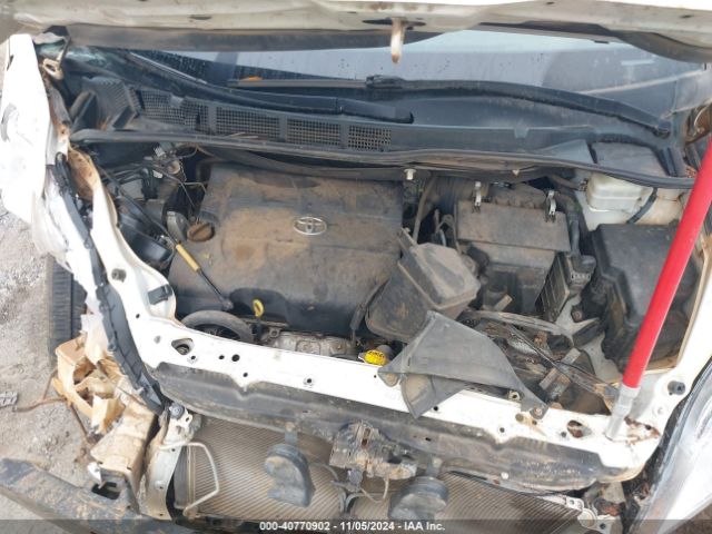 5TDYK3DC8ES446419 Toyota Sienna Xle V6 8 Passenger