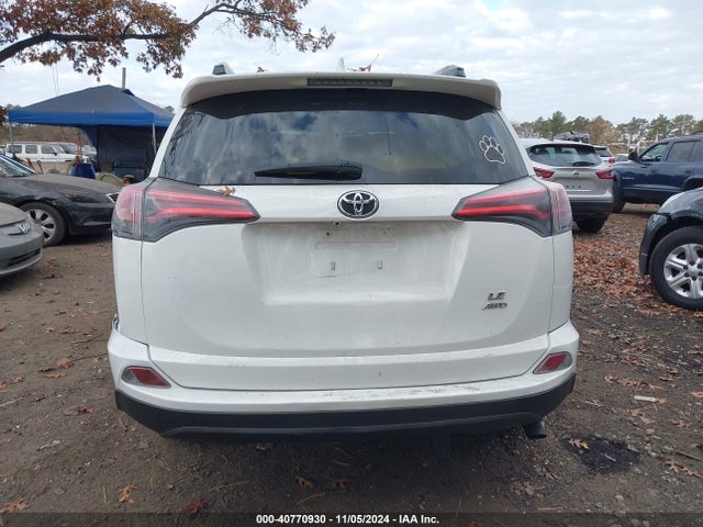JTMBFREVXGD185659 Toyota RAV4 LE