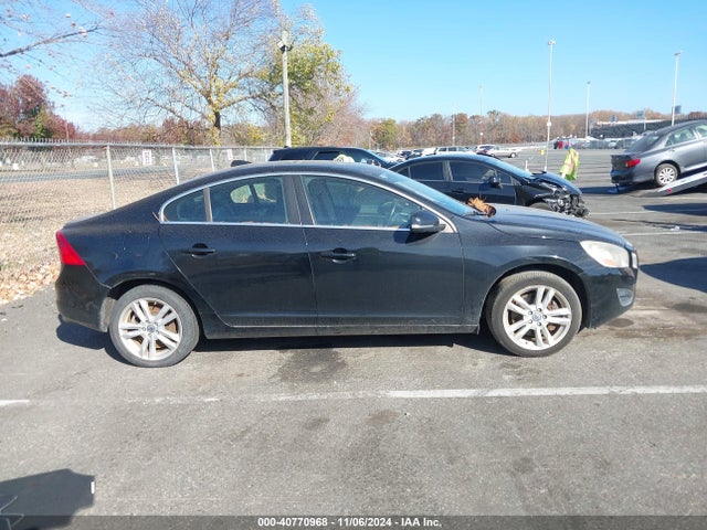 40770968 :رقم المزاد ، YV1612FH3D2171054 vin ، 2013 Volvo S60 T5/t5 Platinum/t5 Premier/t5 Premier Plus مزاد بيع