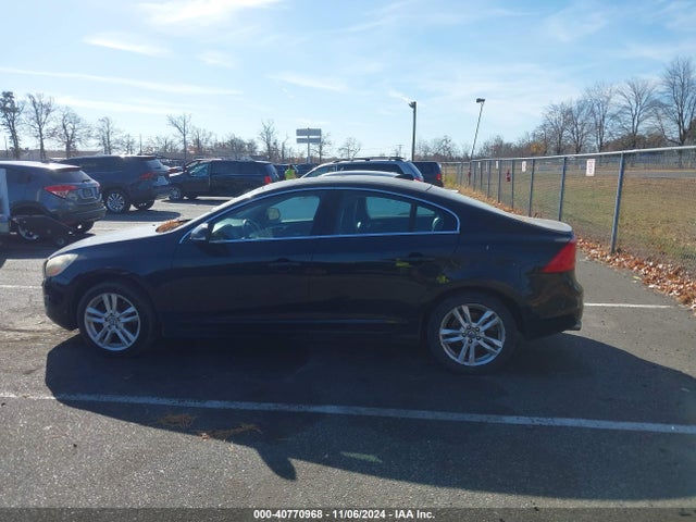 40770968 :رقم المزاد ، YV1612FH3D2171054 vin ، 2013 Volvo S60 T5/t5 Platinum/t5 Premier/t5 Premier Plus مزاد بيع