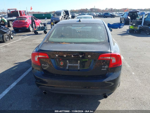 40770968 :رقم المزاد ، YV1612FH3D2171054 vin ، 2013 Volvo S60 T5/t5 Platinum/t5 Premier/t5 Premier Plus مزاد بيع