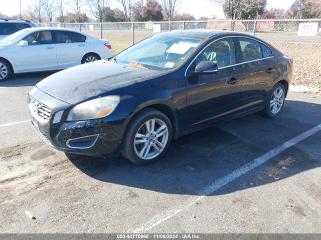 40770968 :رقم المزاد ، YV1612FH3D2171054 vin ، 2013 Volvo S60 T5/t5 Platinum/t5 Premier/t5 Premier Plus مزاد بيع