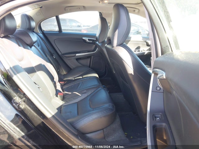 40770968 :رقم المزاد ، YV1612FH3D2171054 vin ، 2013 Volvo S60 T5/t5 Platinum/t5 Premier/t5 Premier Plus مزاد بيع