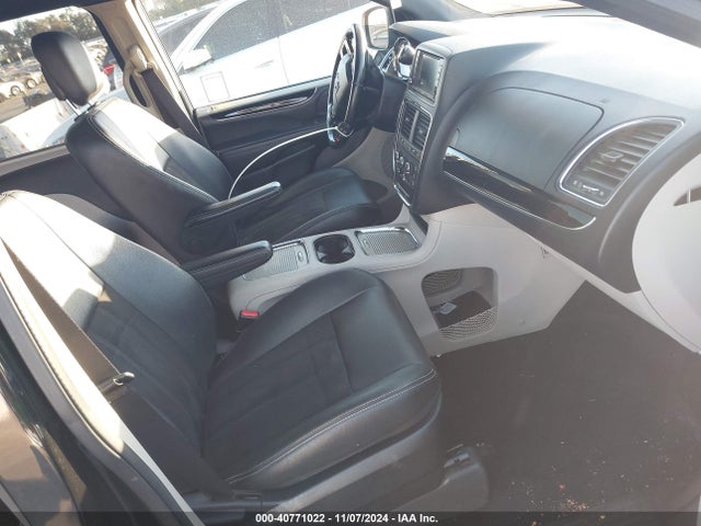 2C4RDGCGXLR194754 Dodge Grand Caravan Sxt