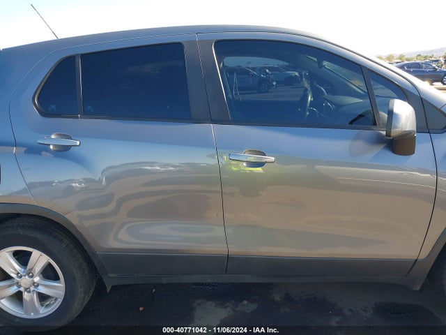 Chevrolet Trax Fwd Ls 2020 3GNCJKSB6LL210248 Image 13