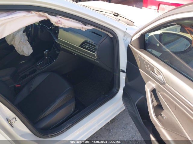 3VWE57BU8KM083545 Volkswagen Jetta 1.4t Sel