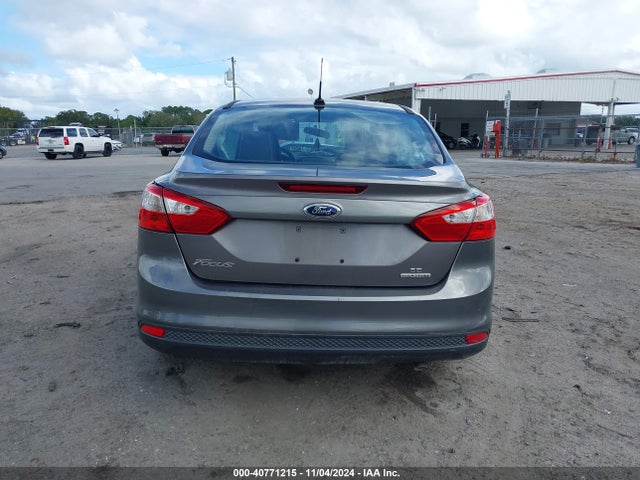Ford FOCUS SE 2014 1FADP3F2XEL153343 Image 16
