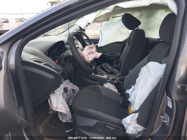 Ford FOCUS SE 2014 1FADP3F2XEL153343 Image 5