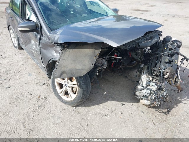 Ford FOCUS SE 2014 1FADP3F2XEL153343 Image 6