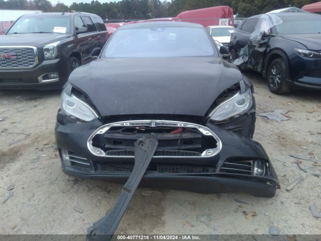 5YJSA1H21EFP63557 Tesla Model S P85d