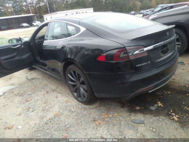 5YJSA1H21EFP63557 Tesla Model S P85d