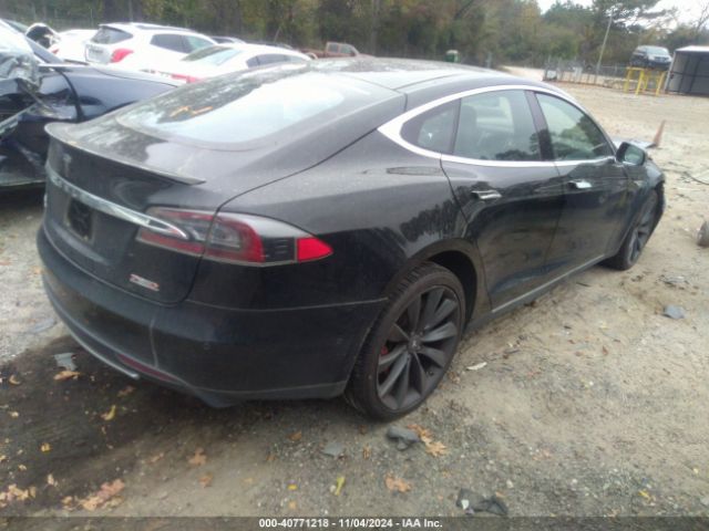 5YJSA1H21EFP63557 Tesla Model S P85d