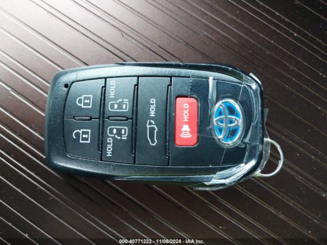 5TDJSKFCXRS132351 Toyota SIENNA XLE