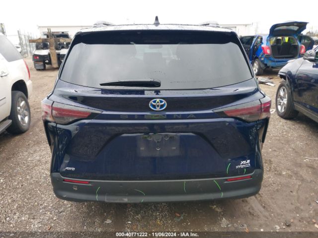 5TDJSKFCXRS132351 Toyota SIENNA XLE